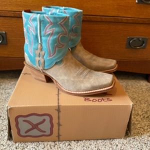 Twisted X Women’s Steppin’ Out Cuff 7”